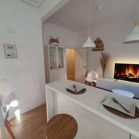 Appartement Aimendi Host District Center Ii *